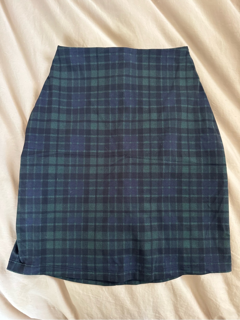Commando Plaid Pencil Skirt in Navy & Green